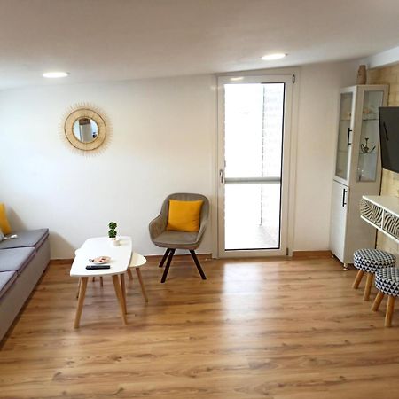 Appartamento Renovated Loft Near The Center Candia Esterno foto