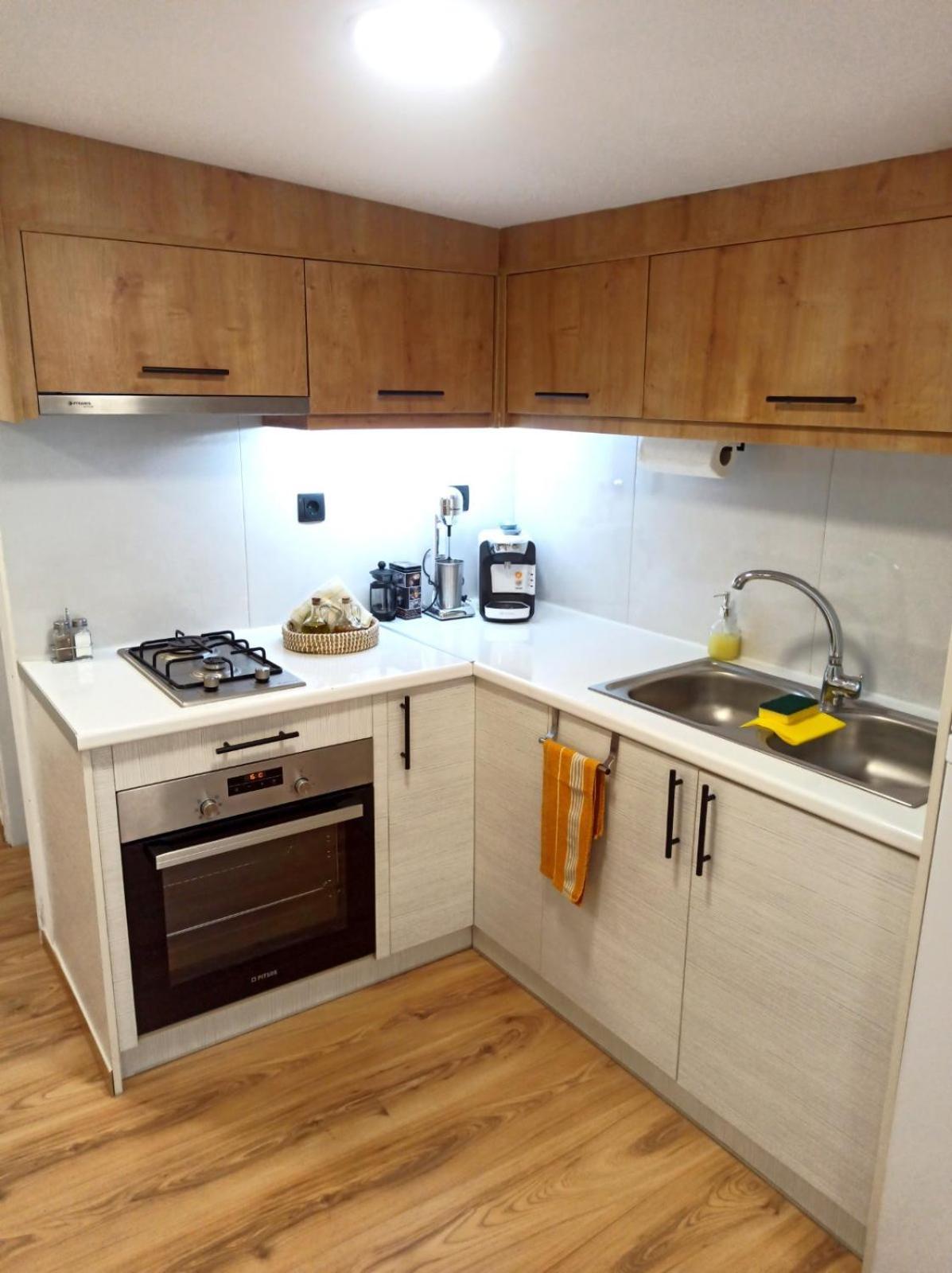Appartamento Renovated Loft Near The Center Candia Esterno foto