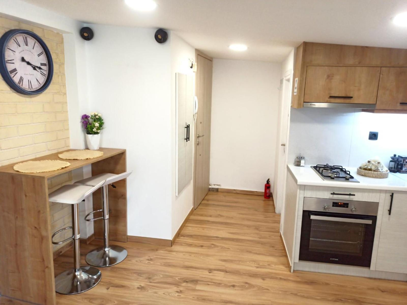 Appartamento Renovated Loft Near The Center Candia Esterno foto